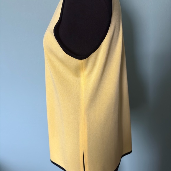 Misook yellow tank top. - Picture 2 of 5